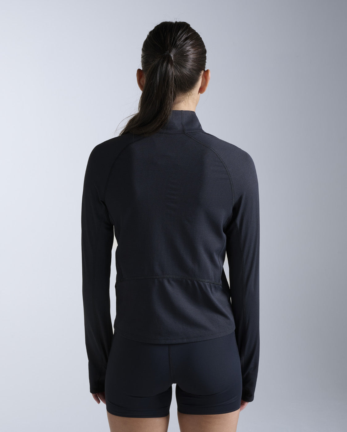 2xu-aero-trail-1-2-zip-donna-nero-mezza-zip-running image 3