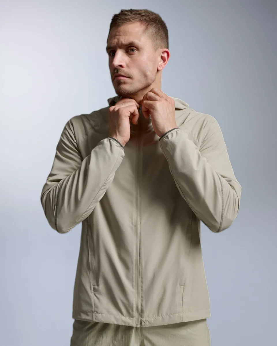 2xu-aero-hex-windbreaker-uomo-giacca-antivento-running-beige image 1