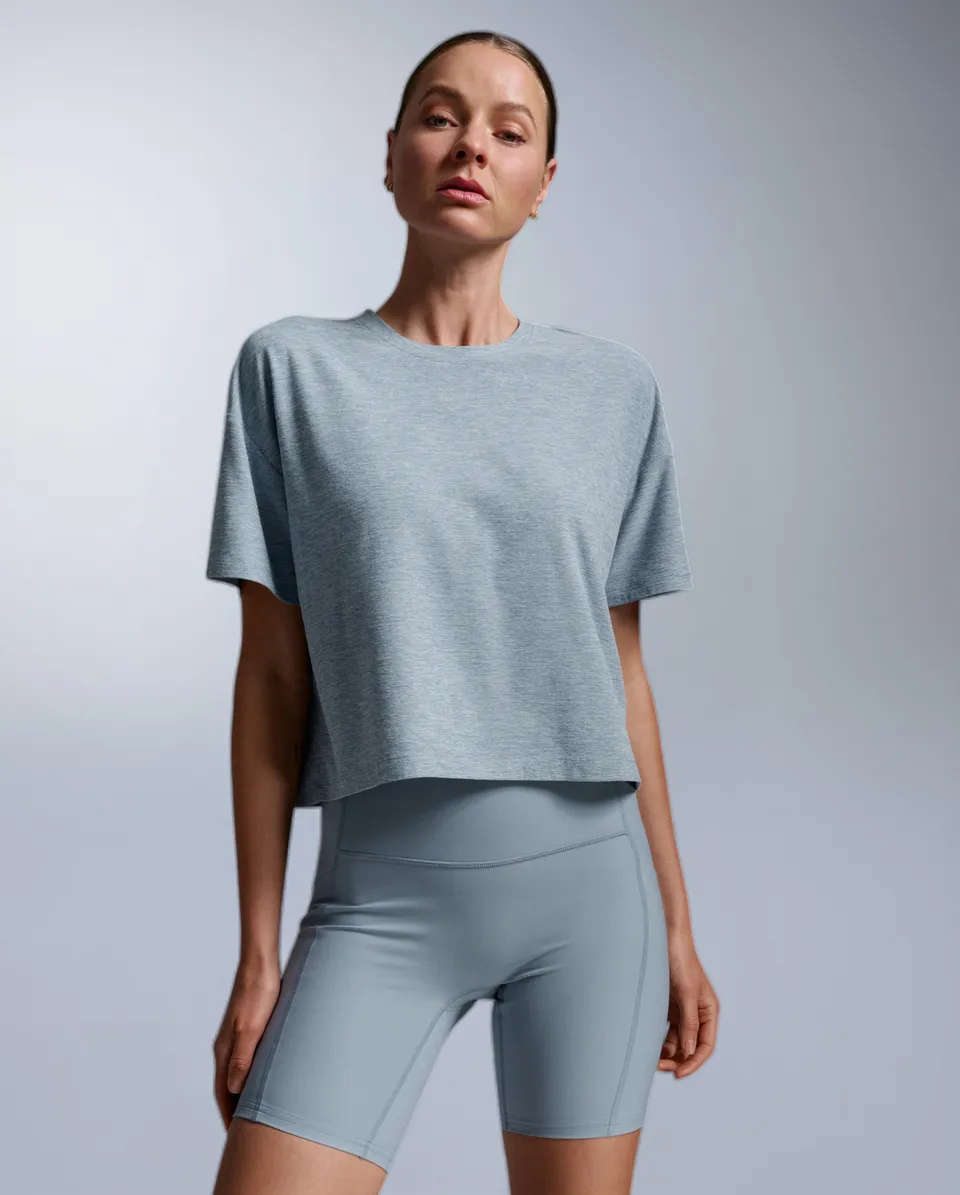 2xu-form-soft-jersey-relaxed-tee-t-shirt-donna-azzurro image 1
