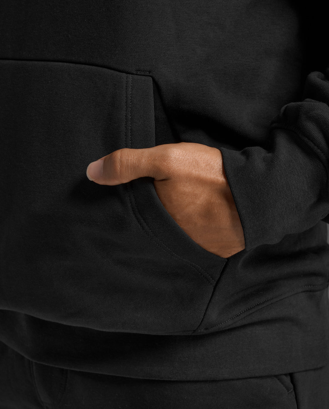 2xu-aspire-pullover-hoodie-felpa-uomo-nero image 7