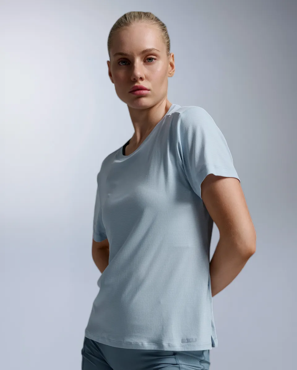 2xu-aero-trail-tee-maglia-trail-running-donna image 1
