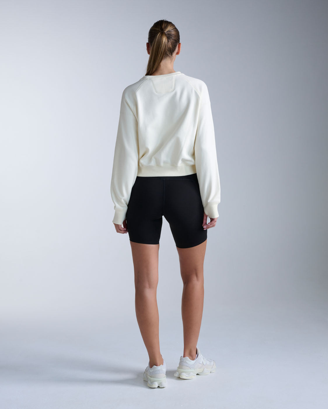 2xu-ez-organic-cotton-ribbed-crew-donna image 8