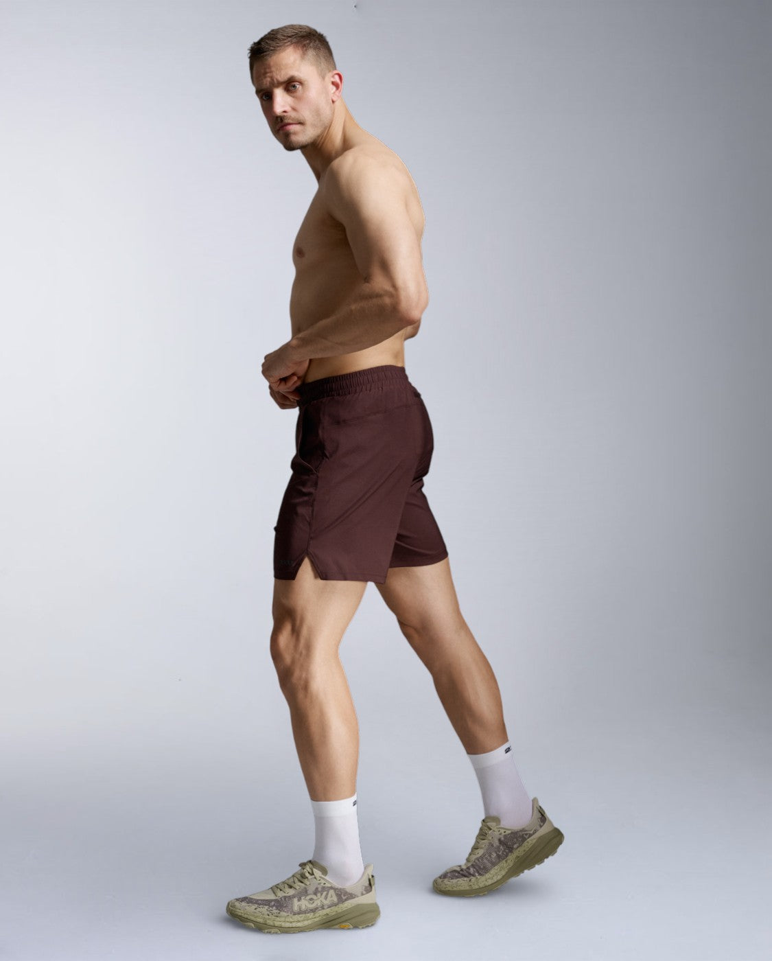 2xu-aero-shorts-7-pollici-uomo-marrone image 5