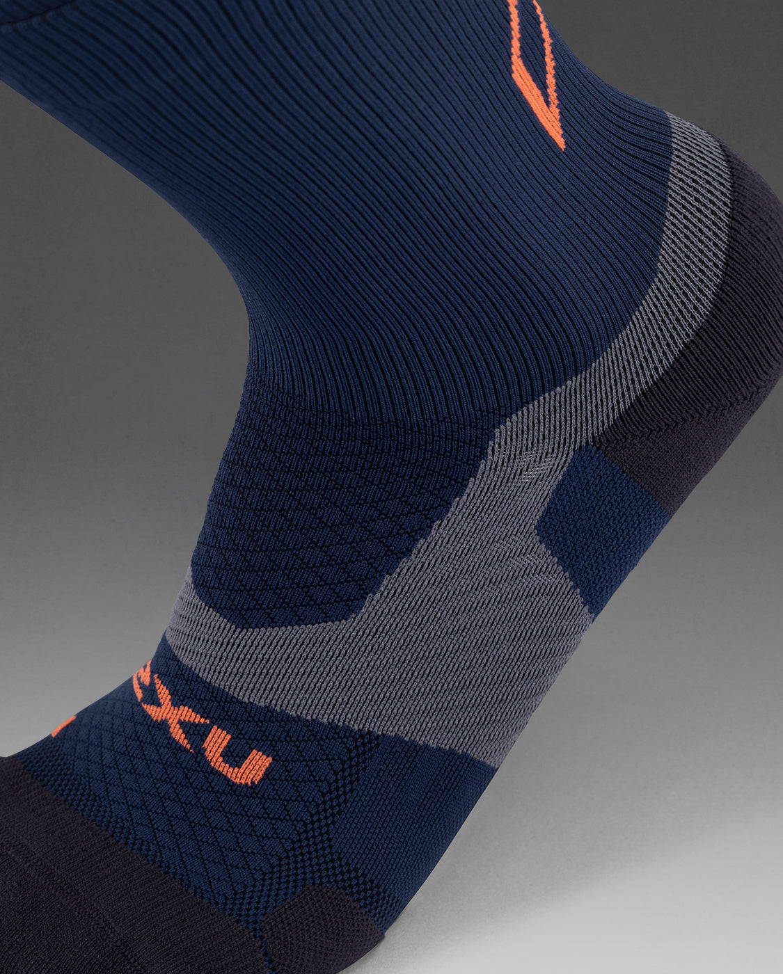 2xu-vectr-light-cushion-crew-socks-calze-running-compressione-moderata image 3