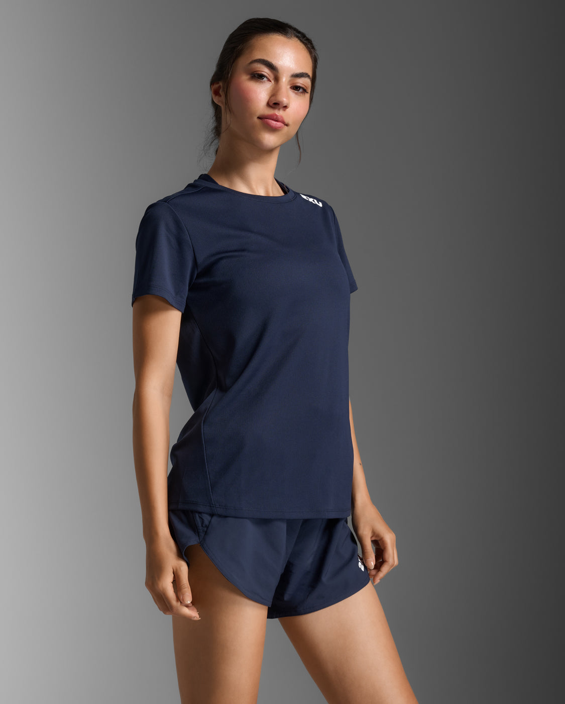 2xu-aspire-tee-donna-tops-midnight image 5