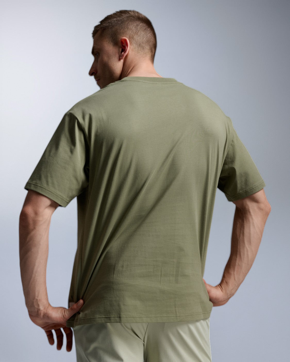 2xu-ez-oversized-organic-cotton-tee-maglietta-oversize-unisex-verde image 2
