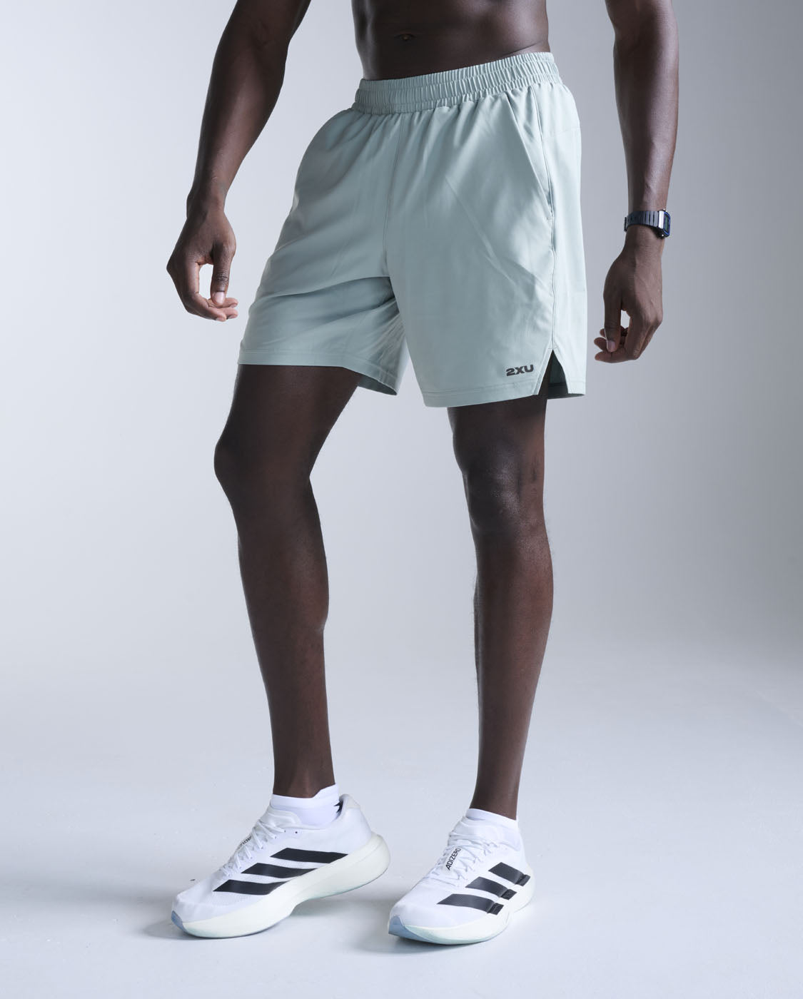 2xu-aero-shorts-running-7-pollici-uomo-blu image 2