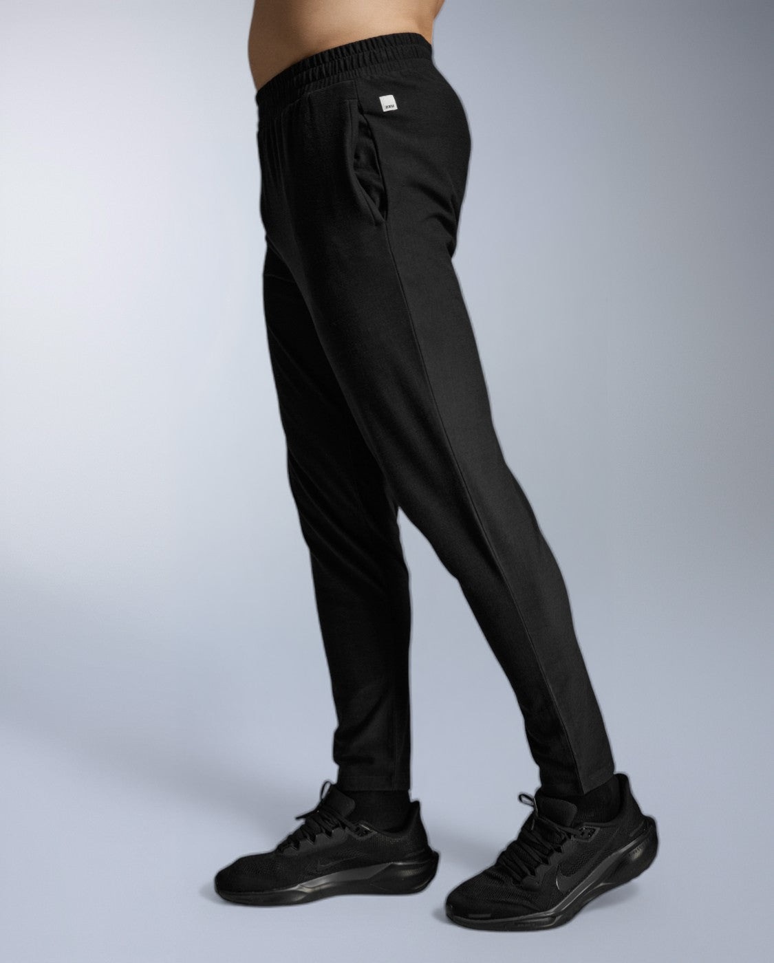 2xu-signature-jogger-nero-pantaloni-tuta-training-unisex image 2