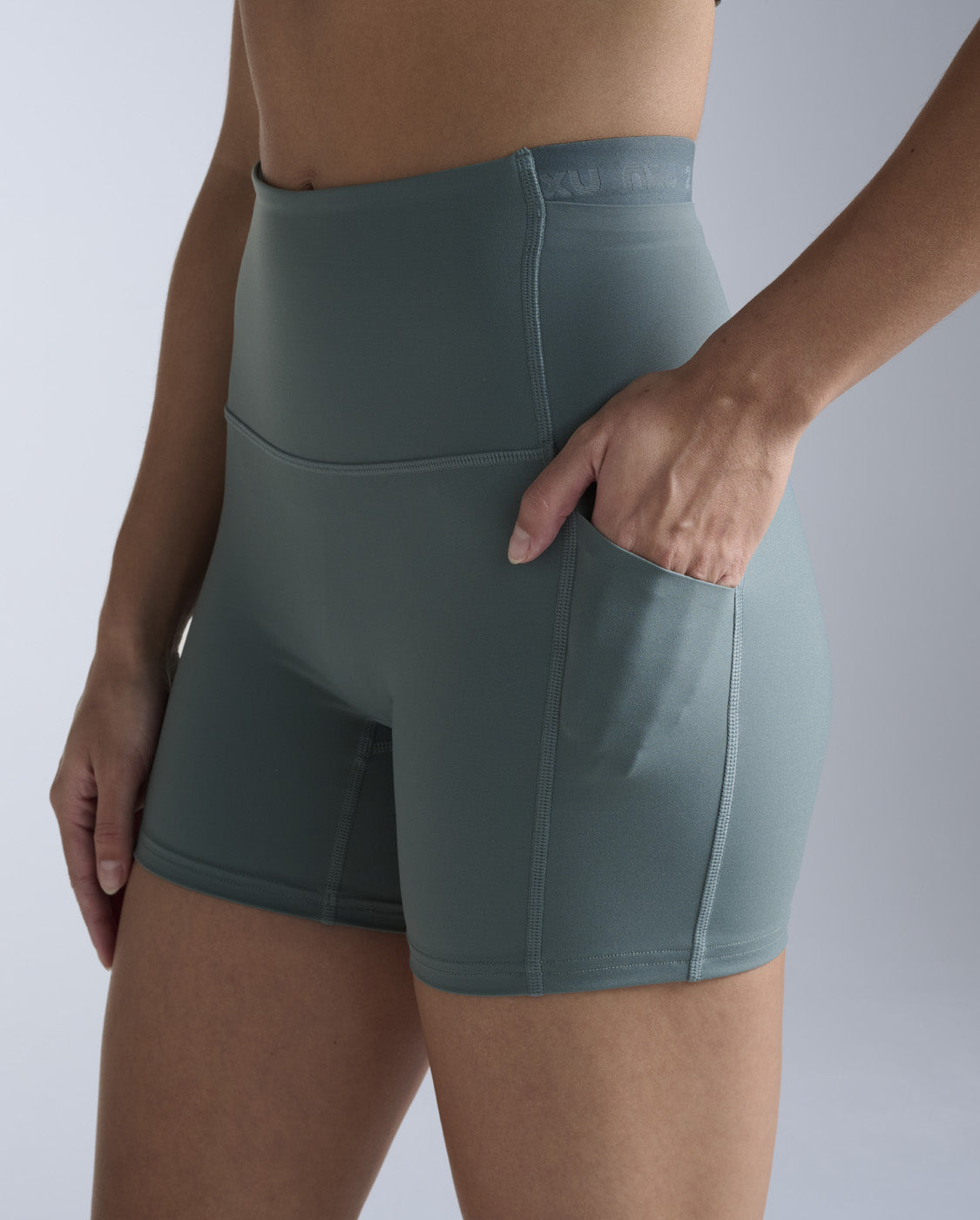 2xu-form-stash-hi-rise-compression-4-shorts-shorts-donna-a-compressione image 3