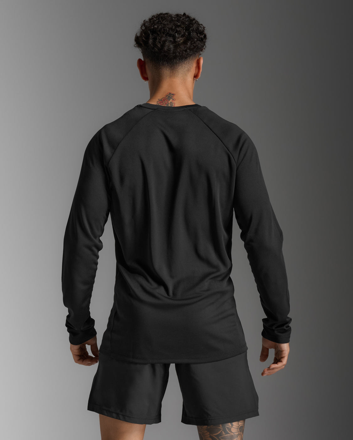 2xu-aspire-long-sleeve-maglia-manica-lunga-uomo-nera image 3