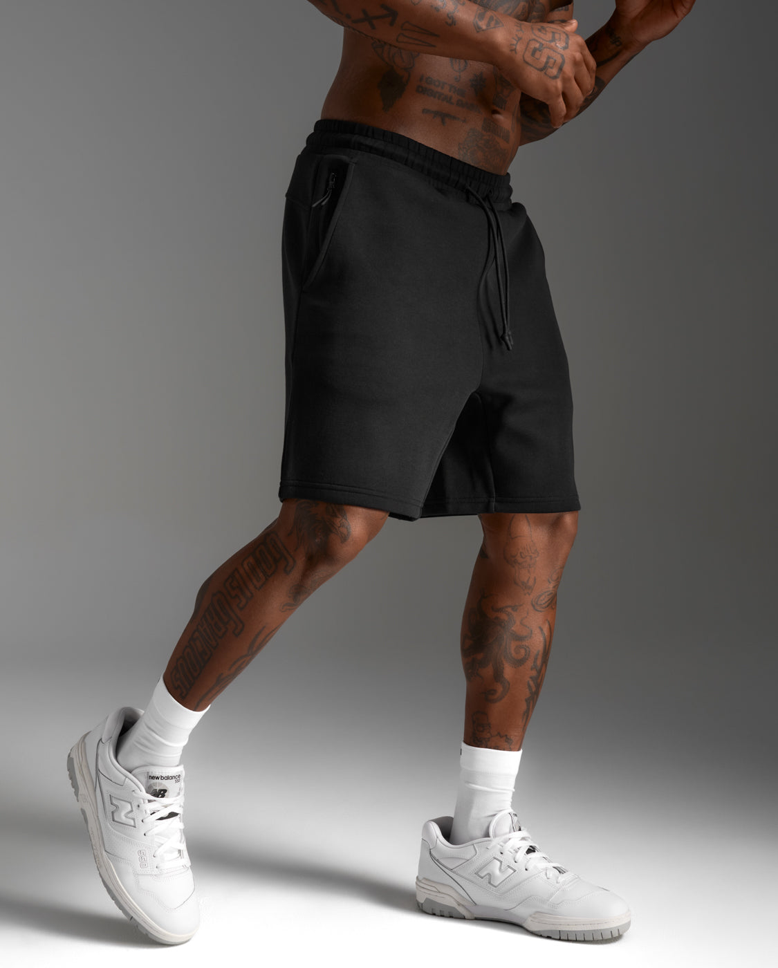2xu-commute-smooth-spacer-shorts-everyday-nero image 2