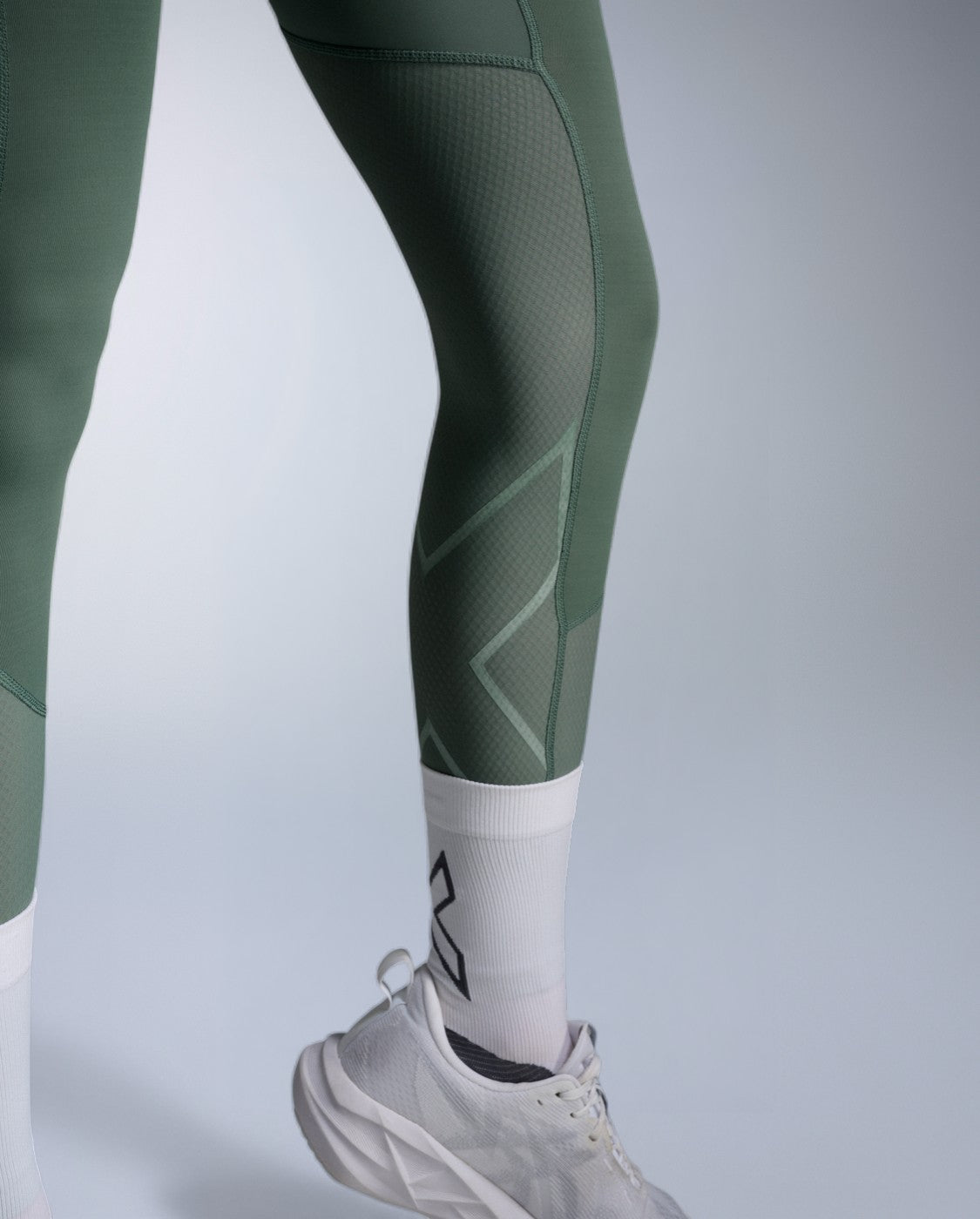 2xu-aero-mesh-hi-rise-compression-tights-collant-compressivi-tasche image 7