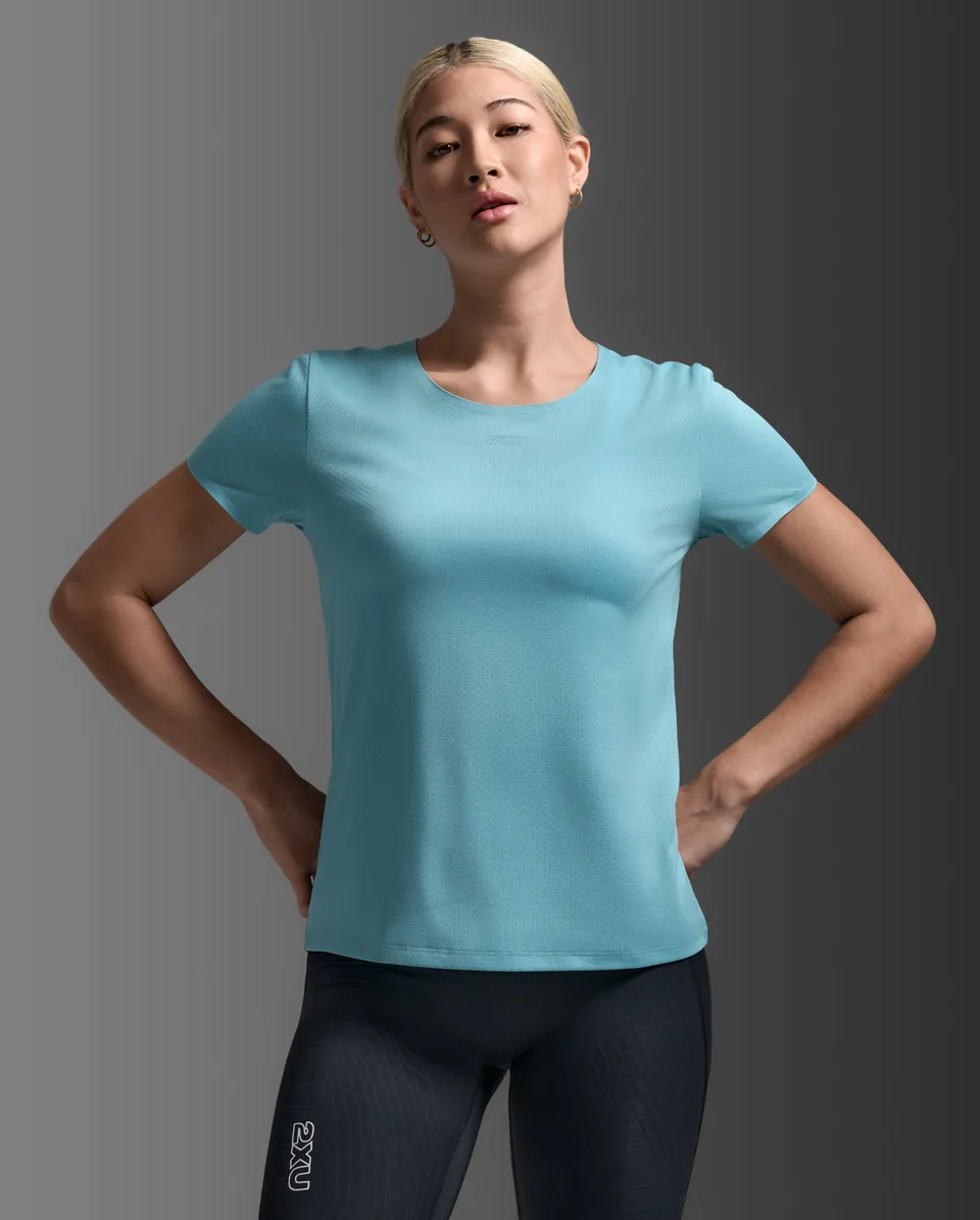 2xu-light-speed-tech-tee-maglia-running-uomo image 1