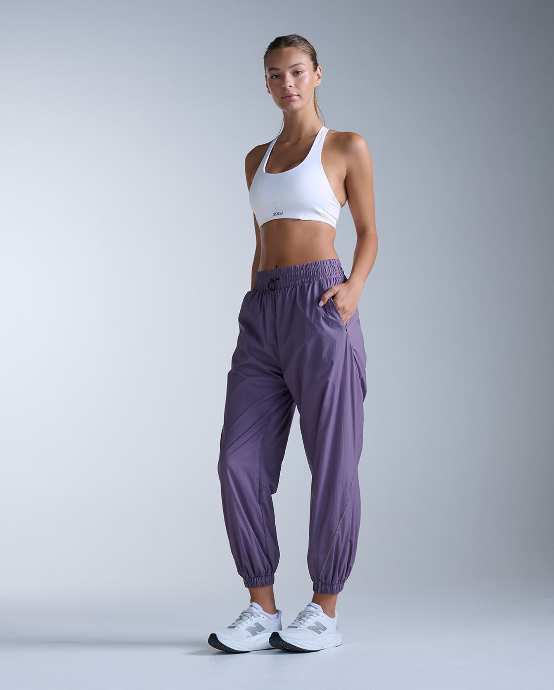 2xu-aero-oversized-jogger-pantaloni-running-viola image 8