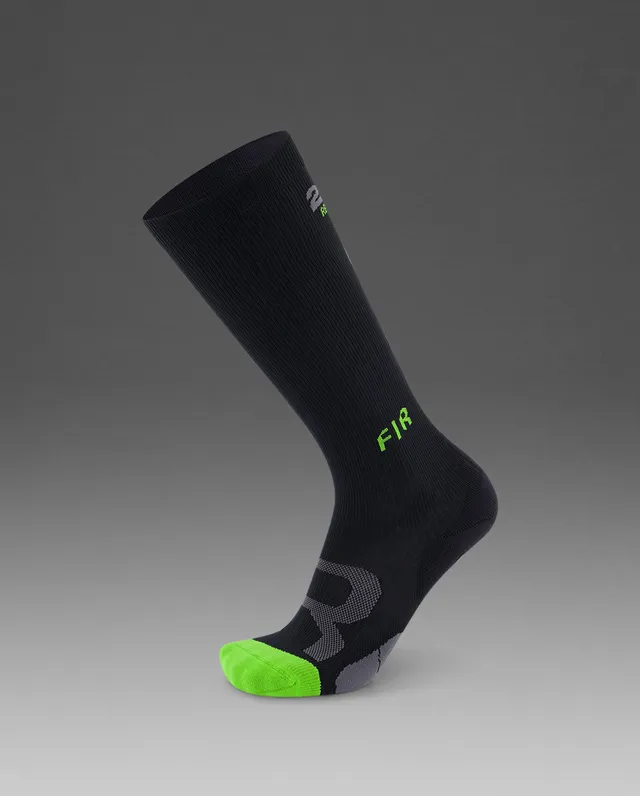 2xu-recovery-compression-socks-calze-compression-nere-con-fir-unisex image 1