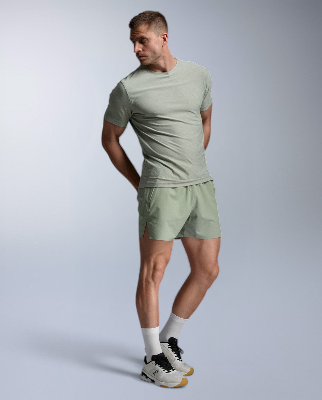 2xu-signature-tee-verde-maglietta-training-uomo-jersey-morbido image 7