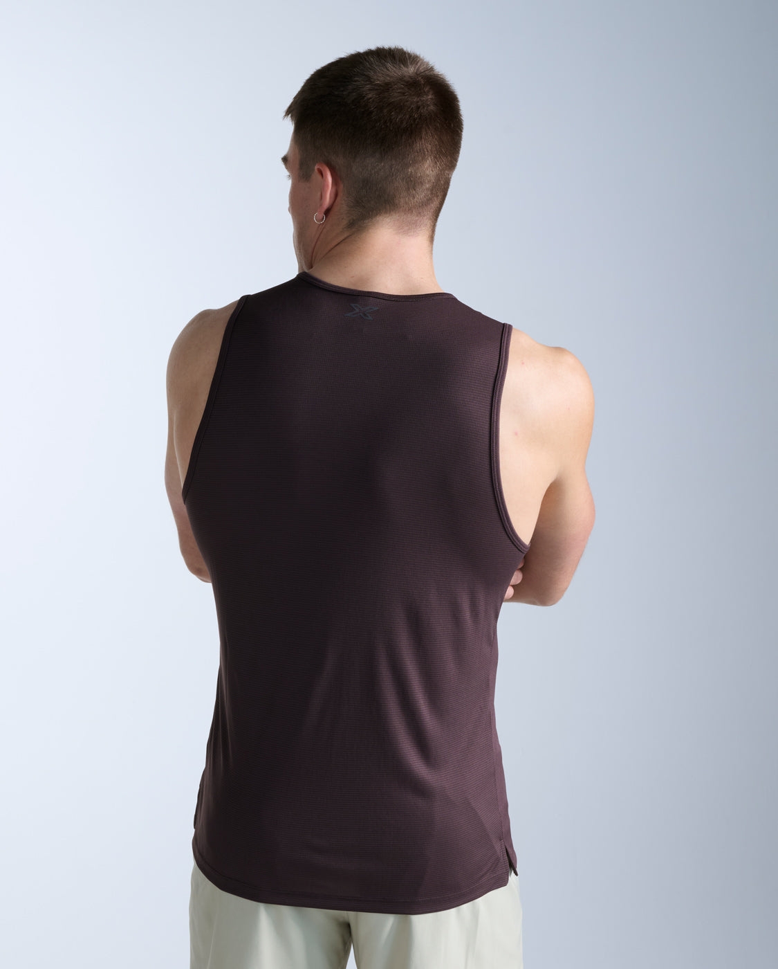 2xu-aero-tank-uomo-canotta-running-slim-bordeaux image 8