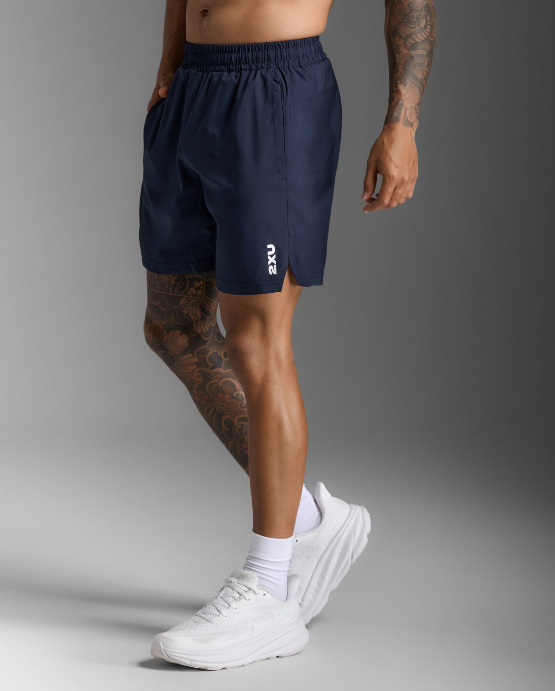 2xu-aspire-7-inch-shorts-uomo-blu-navy image 1
