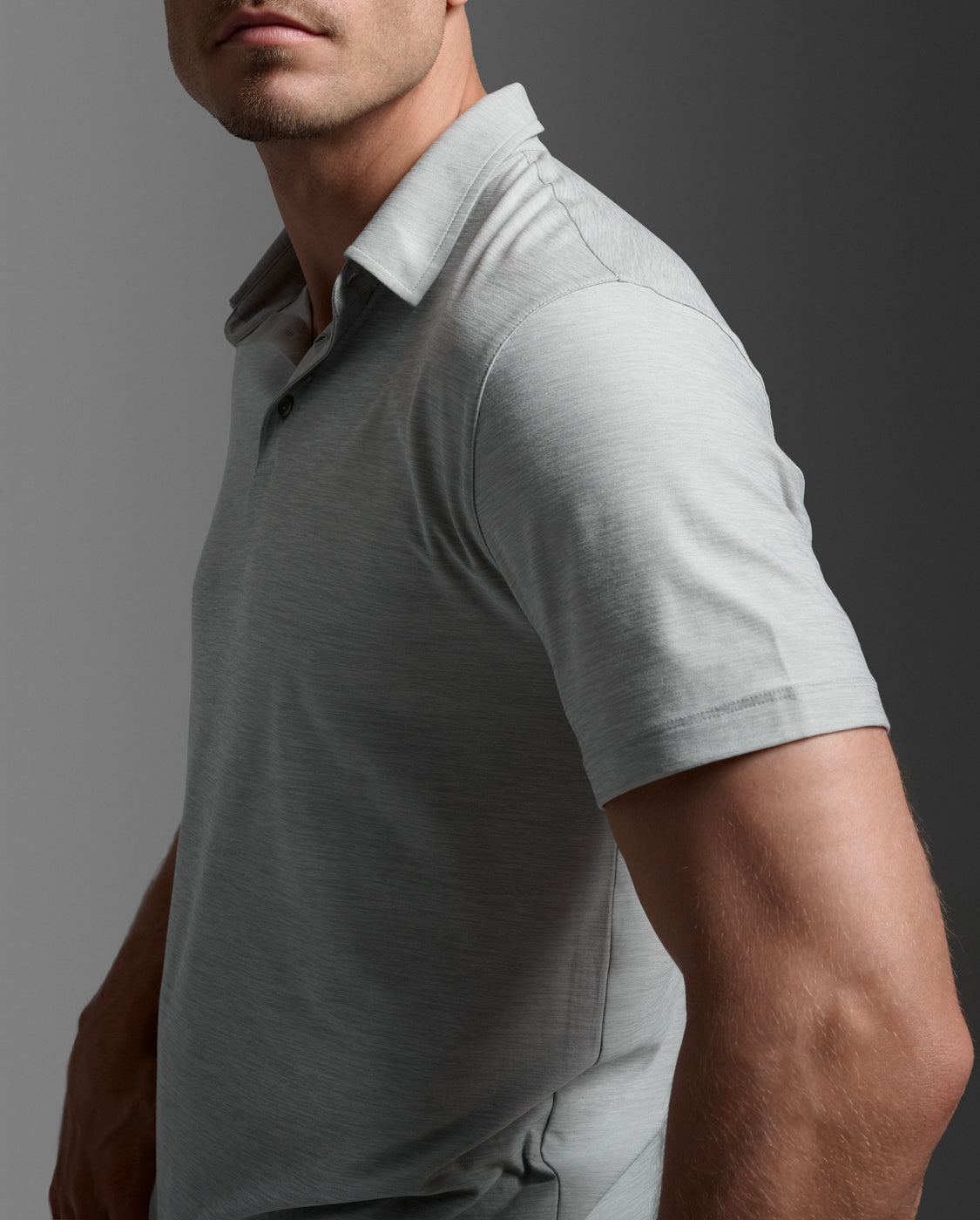 2xu-signature-polo-training image 8