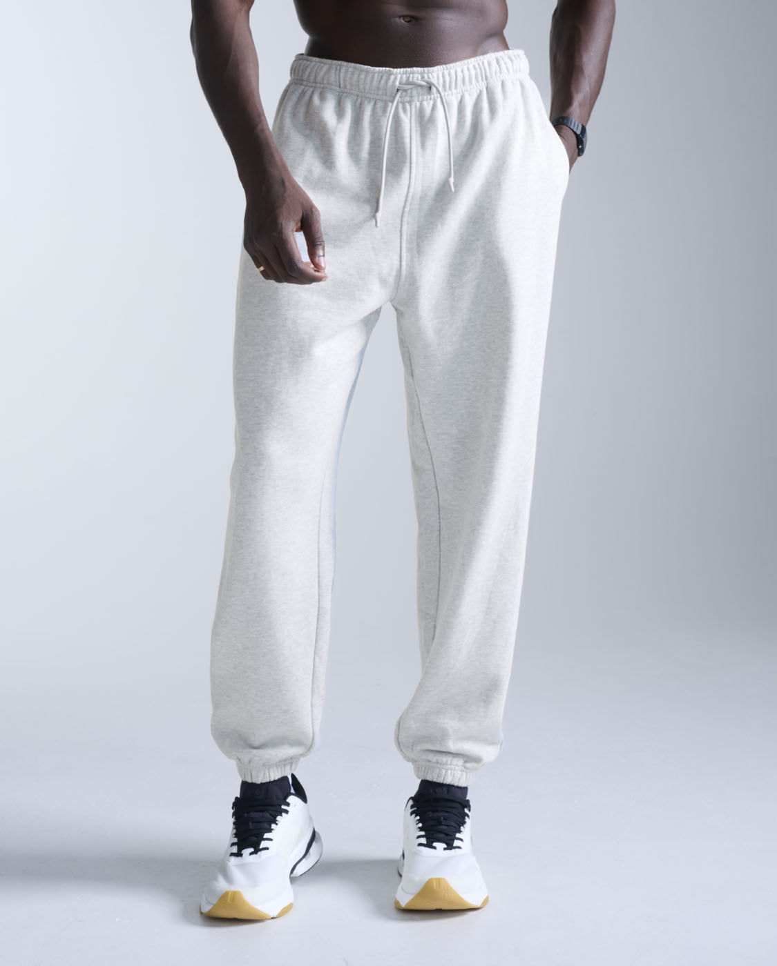 2xu-ez-oversized-organic-cotton-trackpants-pantaloni-tuta-uomo-grigio image 1