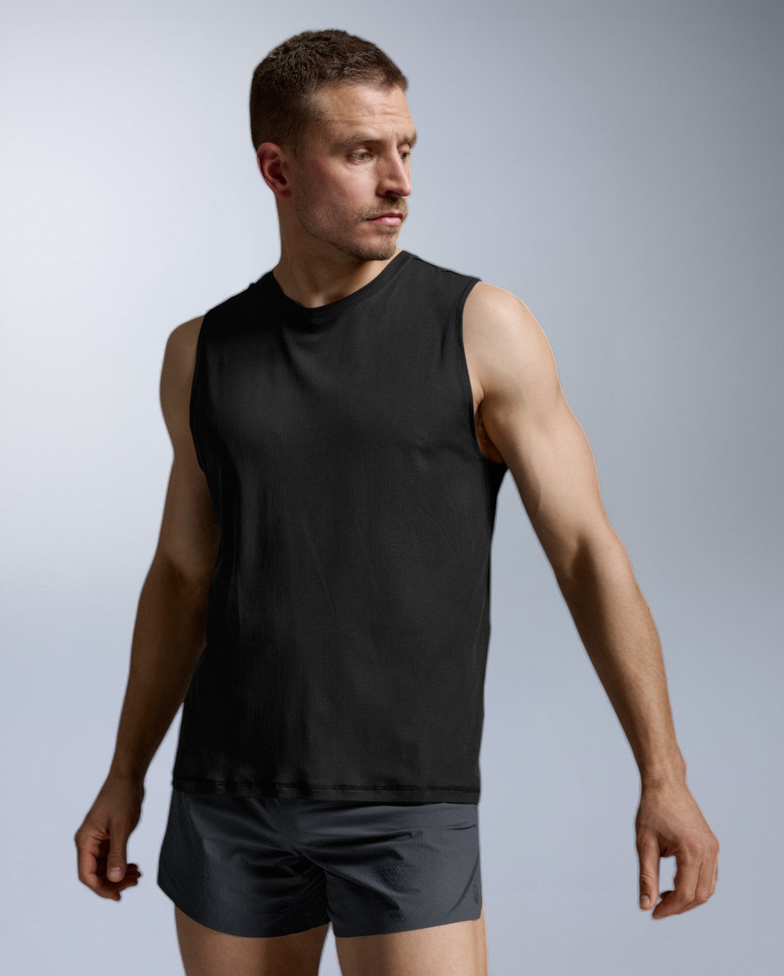 2xu-aero-trail-tank-canotta-trail-uomo image 1