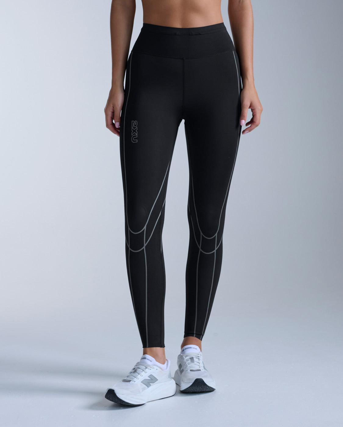 2xu-light-speed-kinesis-hi-rise-compression-tights-nero image 1