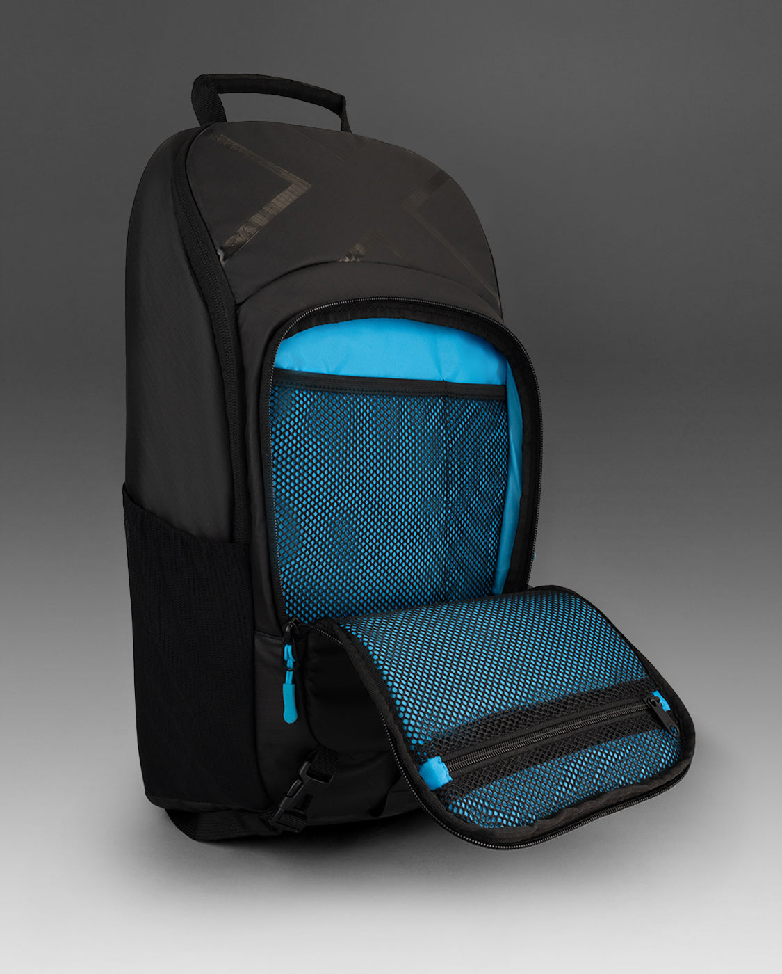 2xu-commute-backpack-zaino-training-unisex image 4