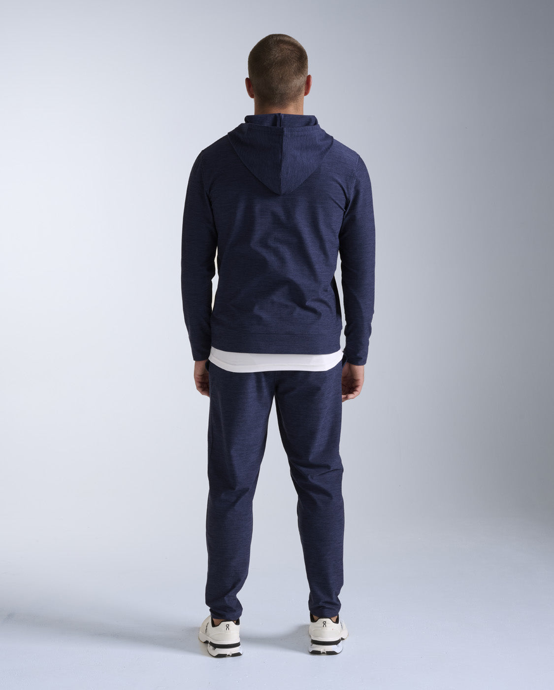 2xu-signature-jogger-pantaloni-training-blu image 7