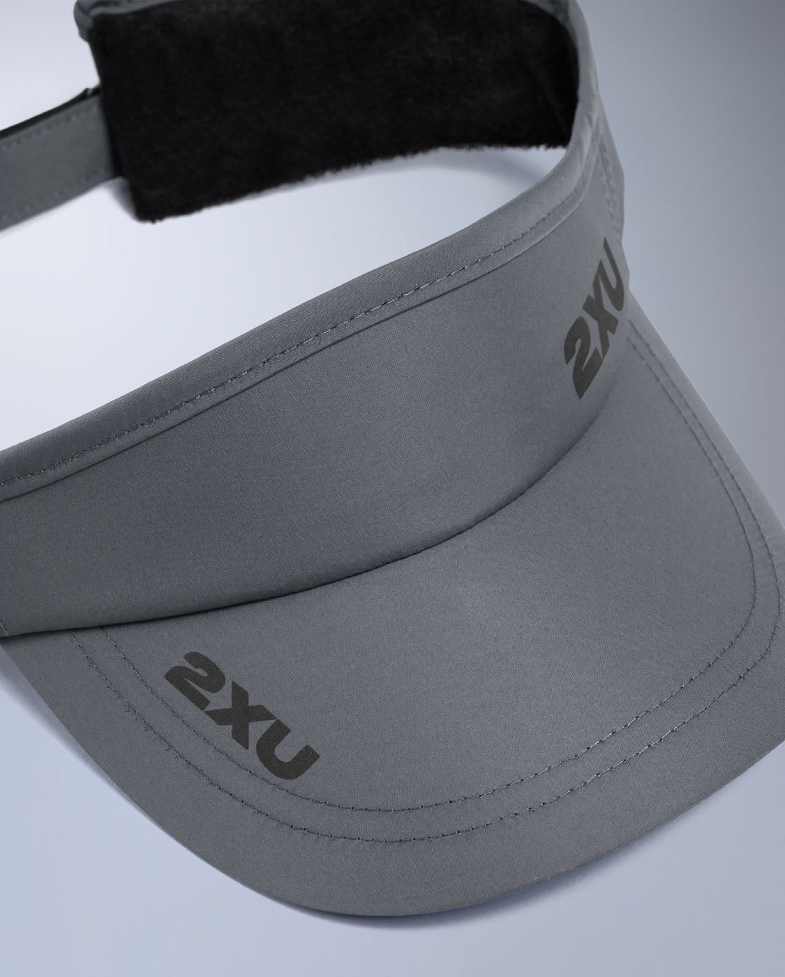 2xu-run-visor-visiera-running image 4