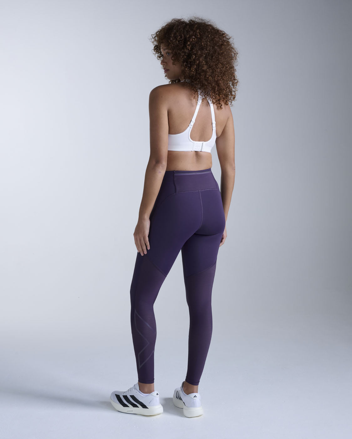 2xu-aero-mesh-hi-rise-compression-tights-leggings-compressione-donna-viola image 8