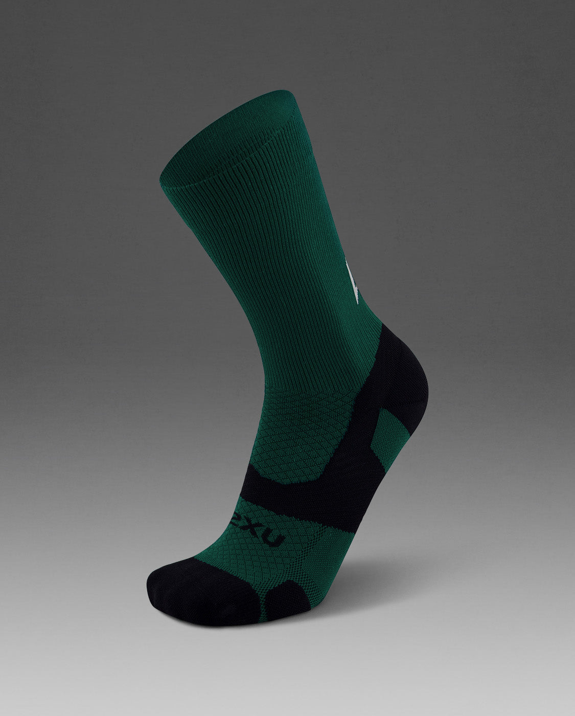 2xu-vectr-light-cushion-crew-socks-verde image 1