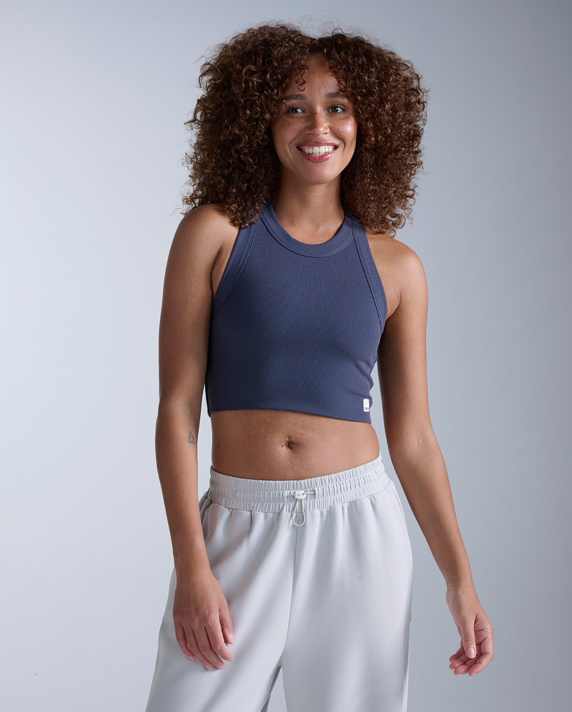 2xu-fluid-tencel-ribbed-crop-tank-top-donna-grigio-3e414a image 1