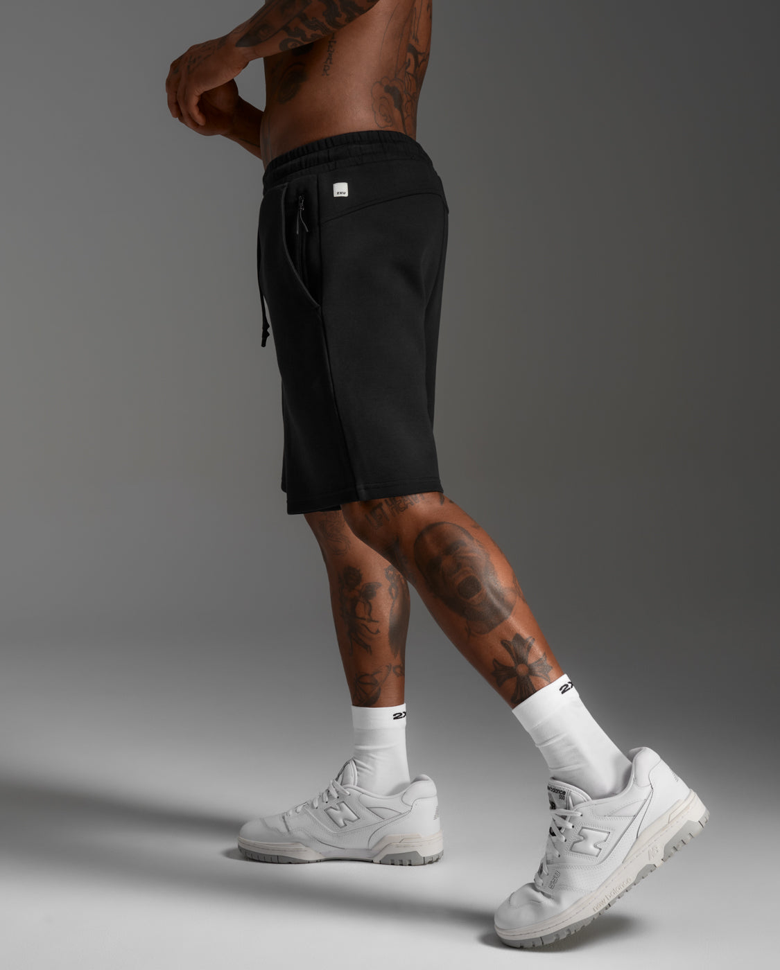 2xu-commute-smooth-spacer-shorts-everyday-nero image 4