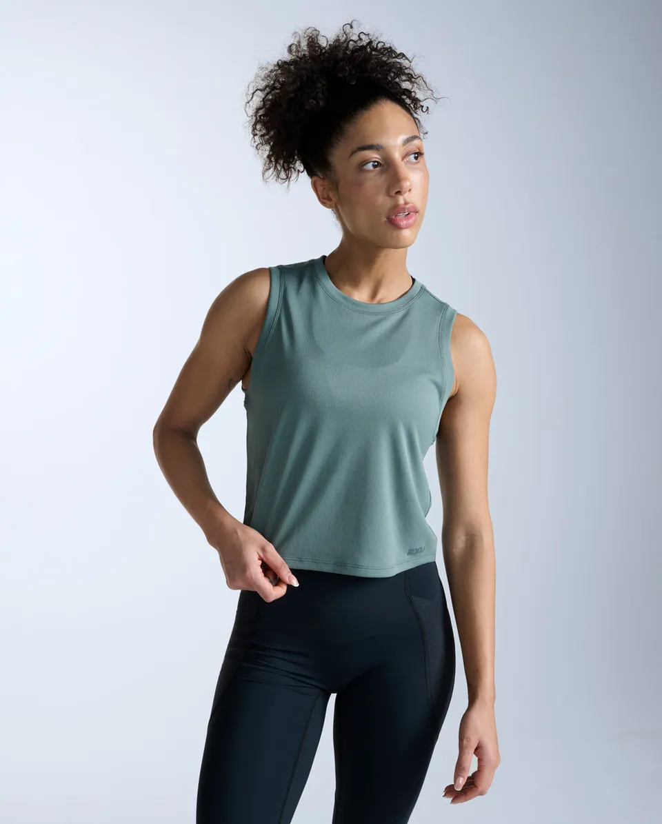 2xu-aero-mesh-crop-tank-donna-verde-salvia-slim image 1