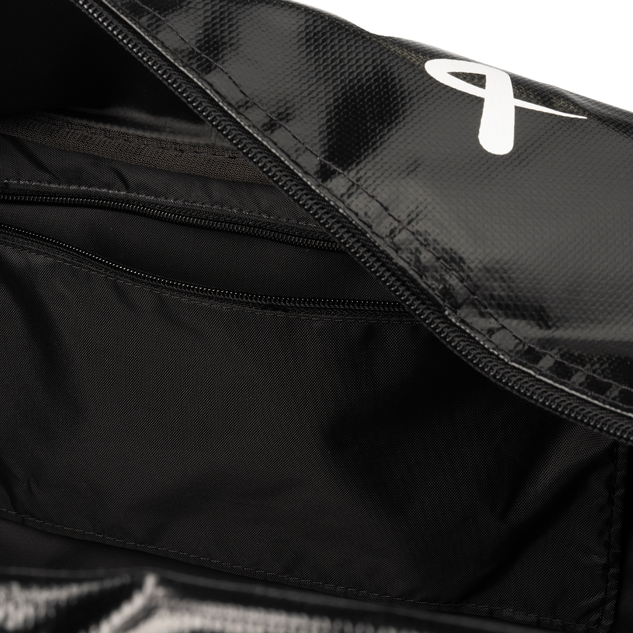 bauer-pro-borsone-hockey-duffle-scomparto-principale image 2