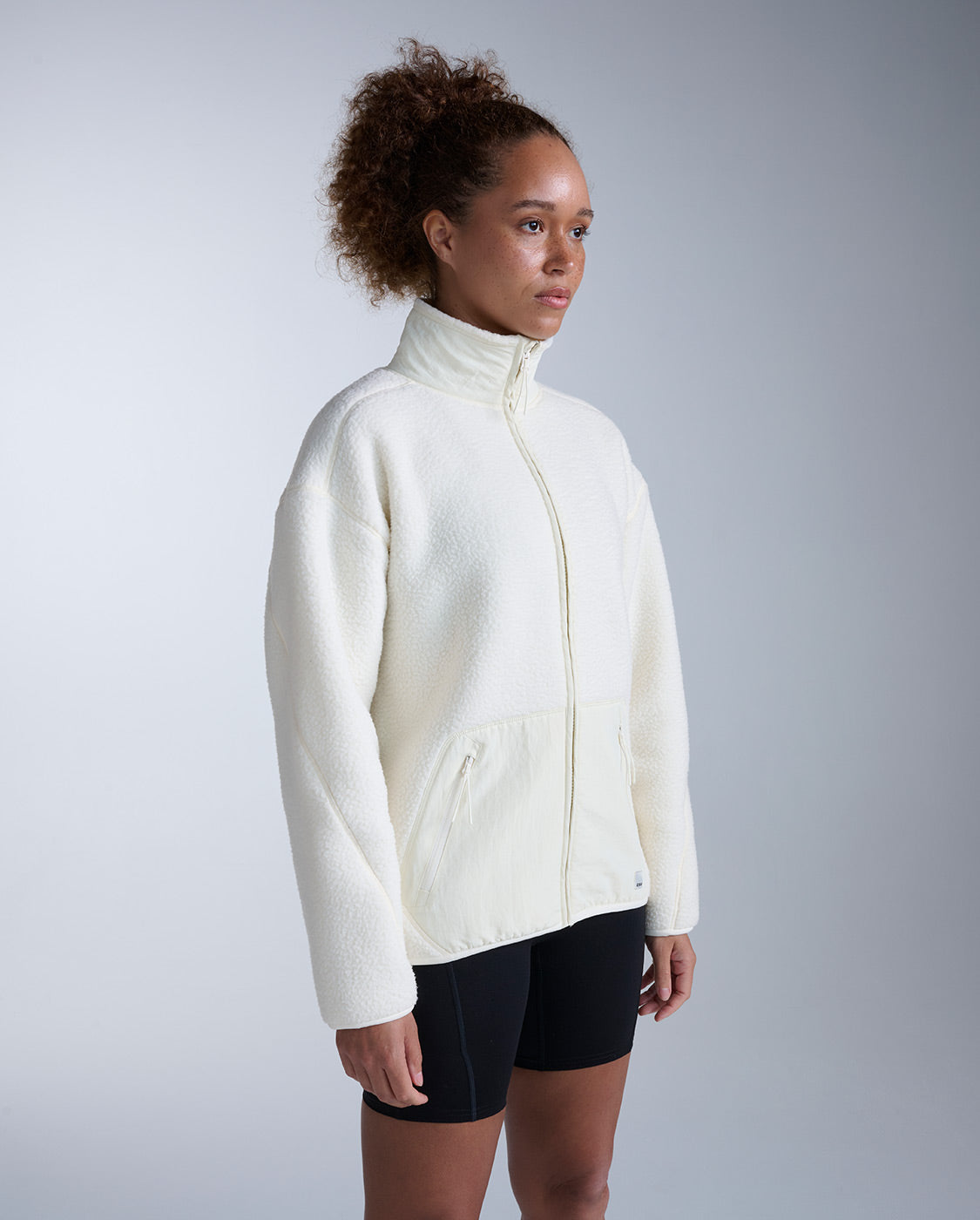2xu-sherpa-zip-fleece-donna-giacca-pile-full-zip-bianca-oversize image 1