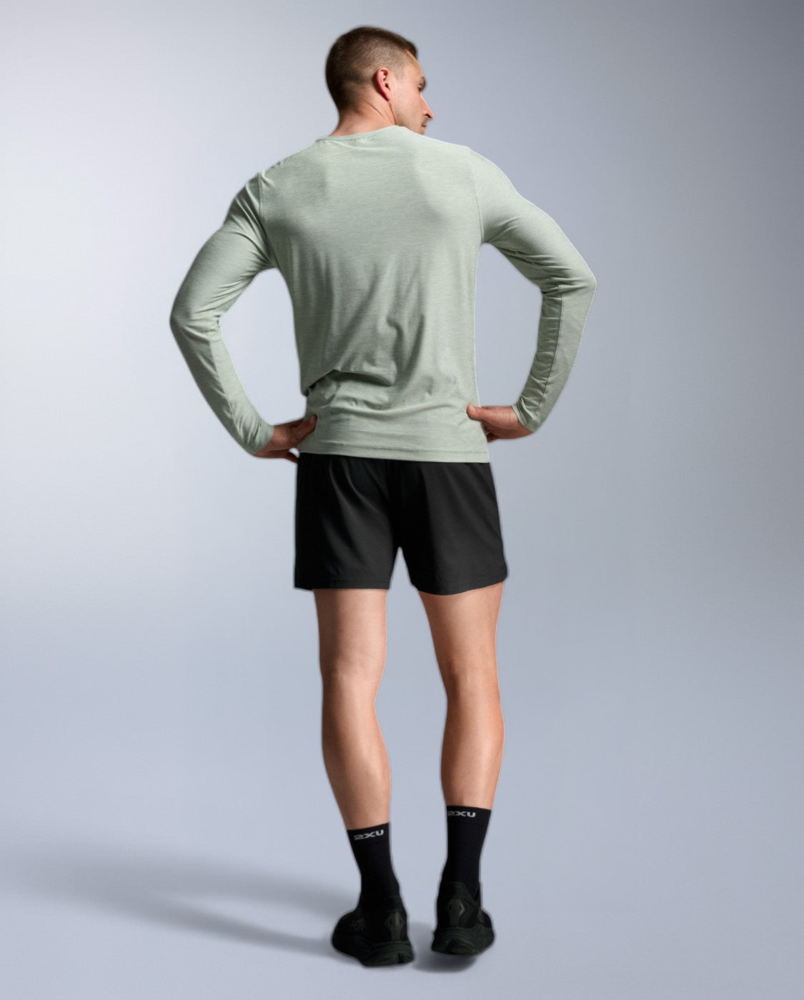 2xu-signature-long-sleeve-maglia-uomo-verde-899787 image 2