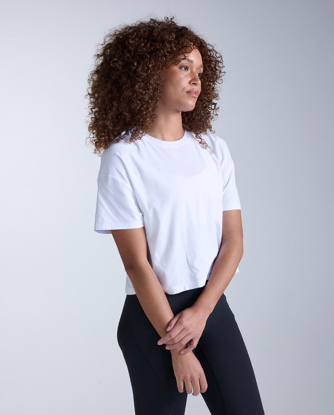 2xu-form-soft-jersey-relaxed-tee-donna-maglia-training-bianca image 2