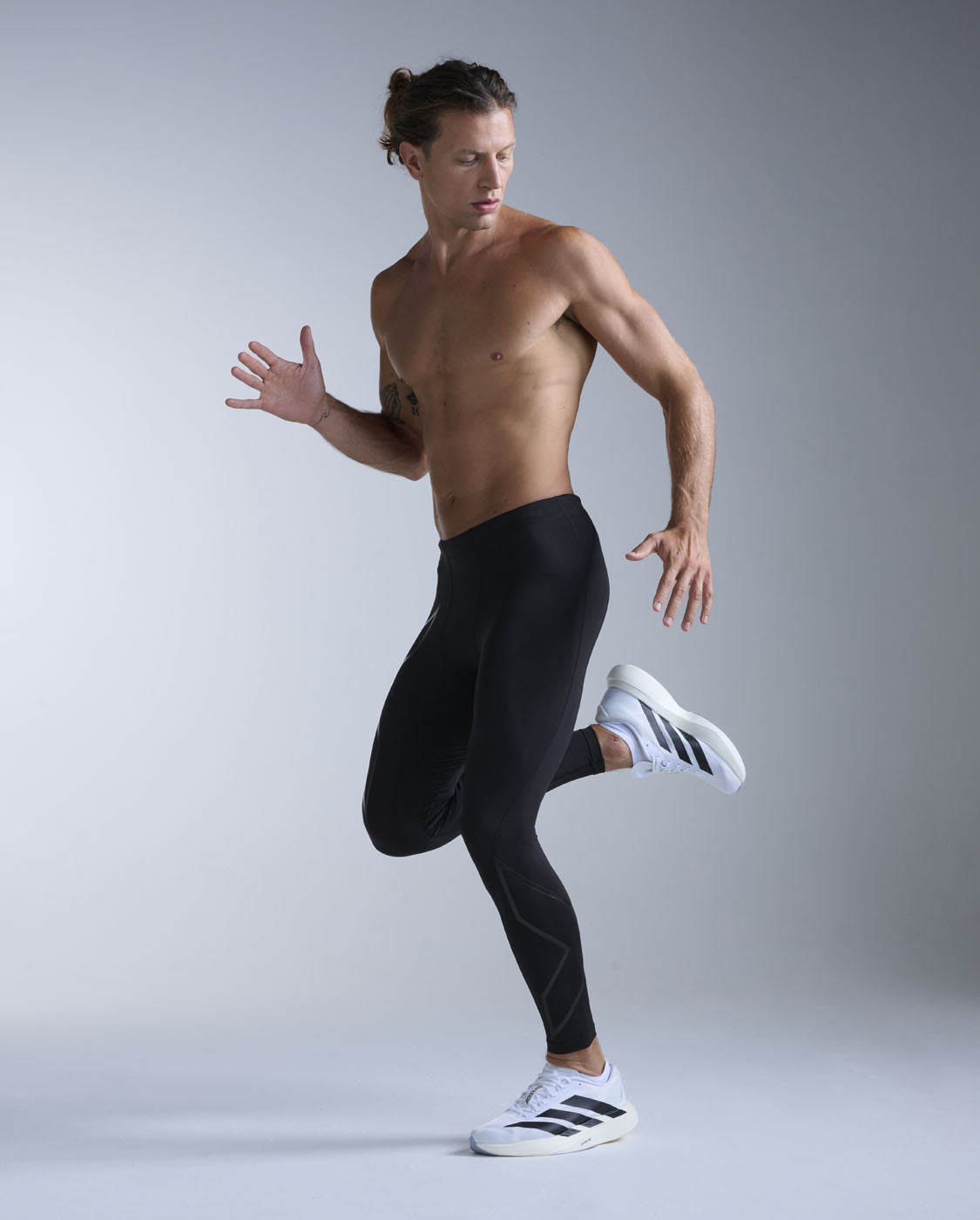 2xu-core-compression-tights-neri image 3