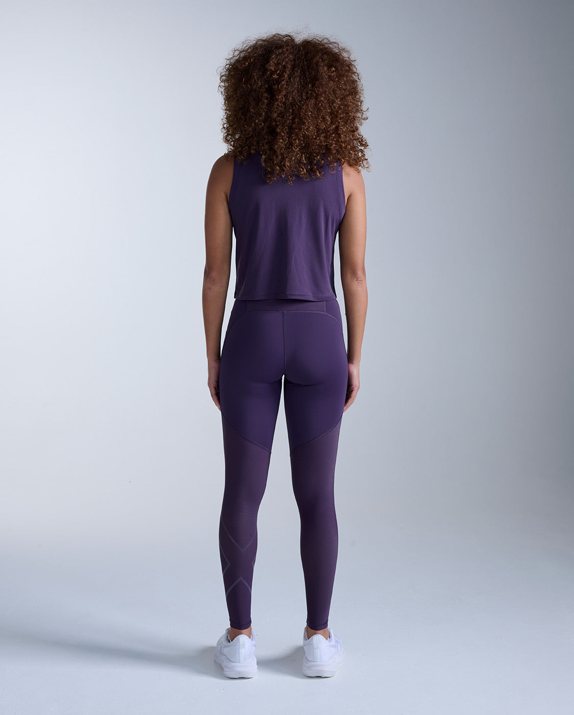 2xu-aero-mesh-crop-tank-canotta-running-donna-crop-viola image 8
