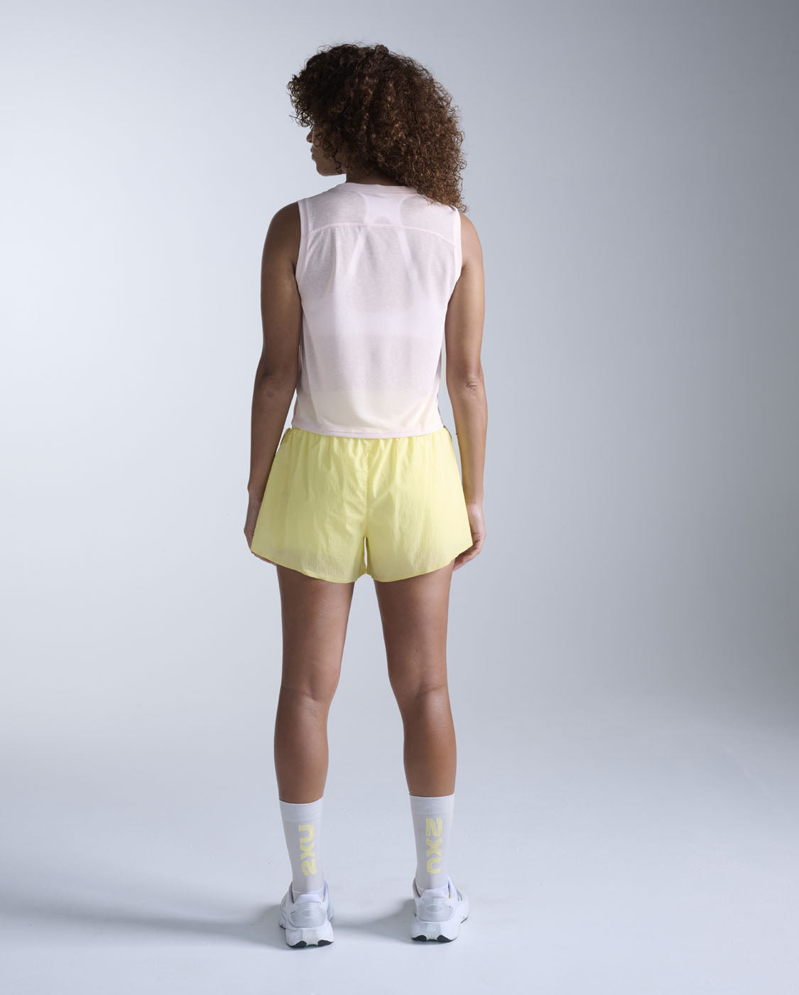 2xu-relight-crop-tank-donna-top-crop-training-rosa image 6