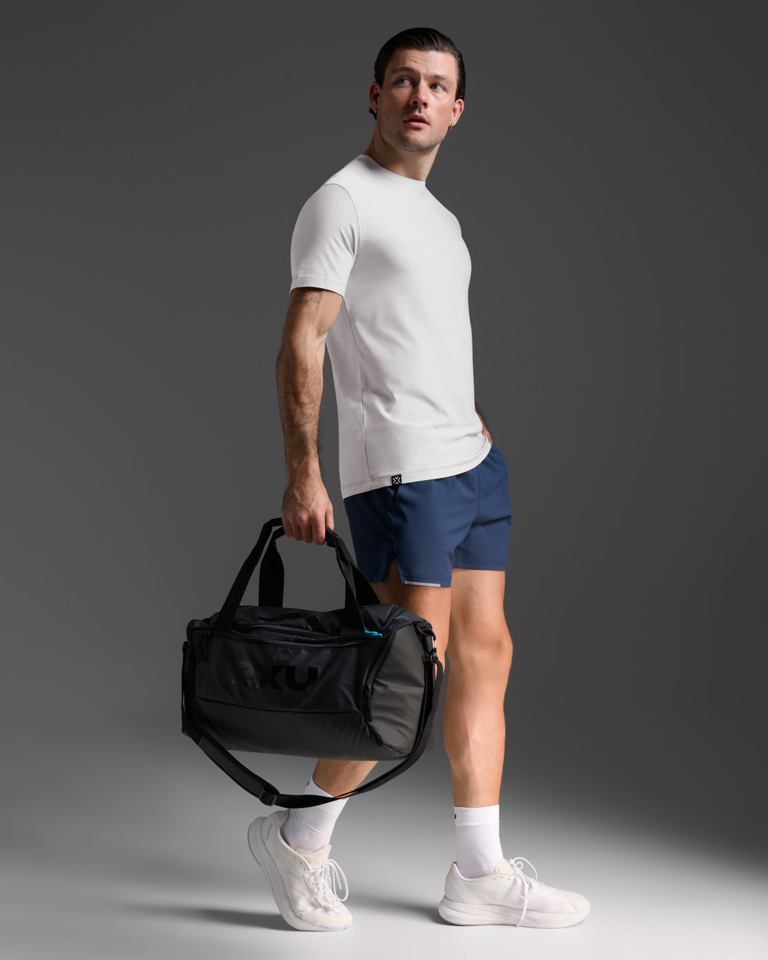 2xu-signature-tee-bianca image 6