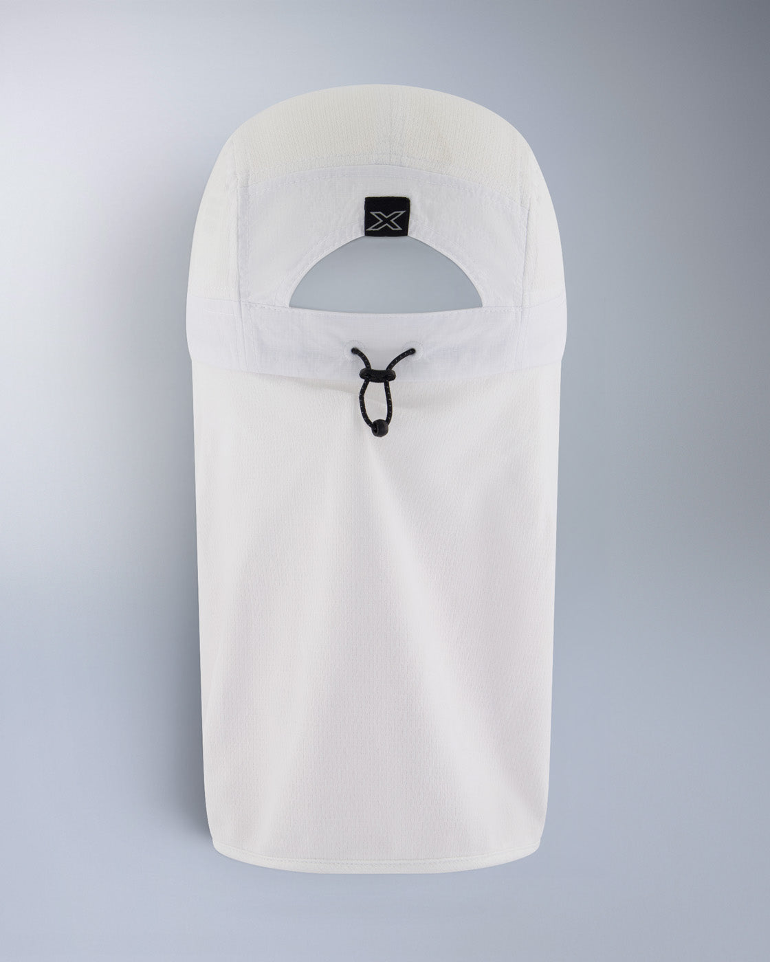 2xu-trail-legionnaire-cap-bianco image 3