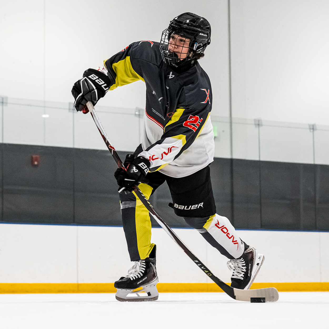 bauer-vapor-fly40-grip-stick-intermediate-stecca-hockey-low-kick image 4