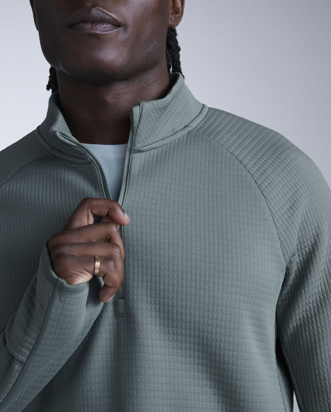 2xu-ignition-haptic-1-4-zip-mezza-zip-termica-verde image 3