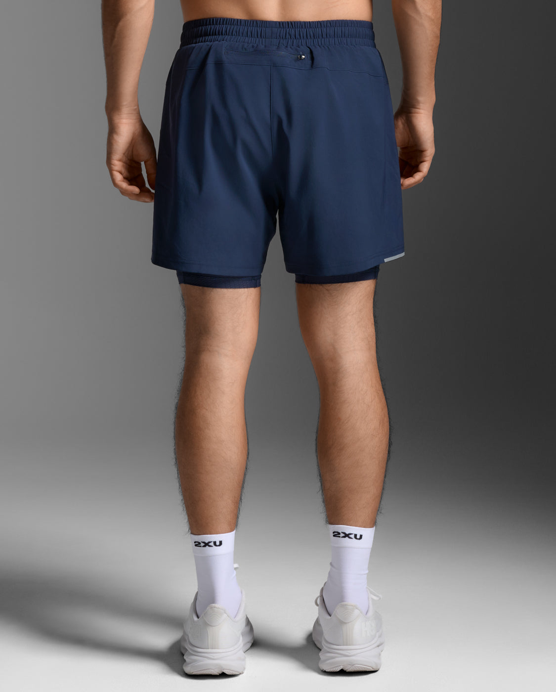 2xu-aero-mesh-2-in-1-shorts-5-pollici-pantaloncini-running-uomo-navy image 4