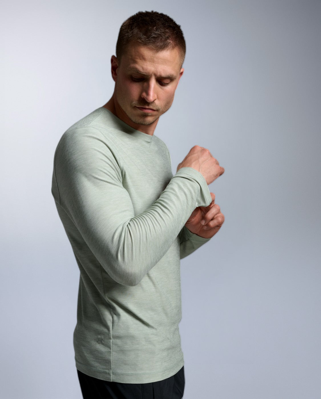 2xu-signature-long-sleeve-maglia-uomo-verde-899787 image 5