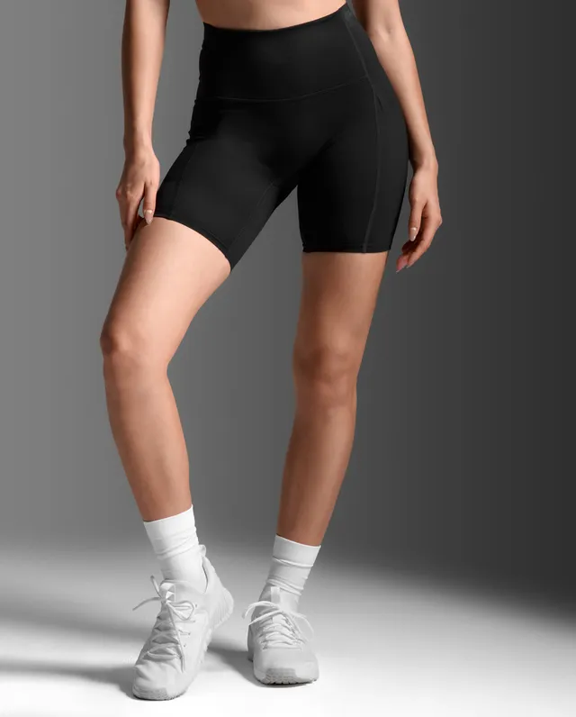 2xu-form-stash-hi-rise-6-shorts-a-compressione-con-tasche-nero image 1