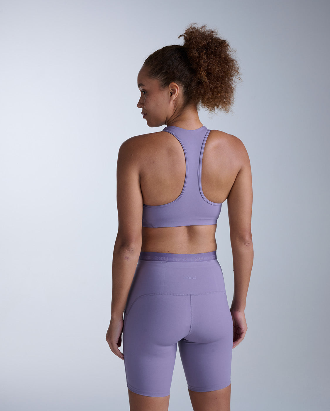 2xu-form-racerback-medium-impact-bra-reggiseno-sportivo-viola image 3