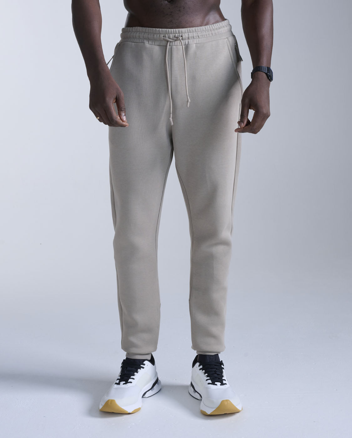 2xu-commute-smooth-spacer-pantaloni-trackpants-pile-medio image 1